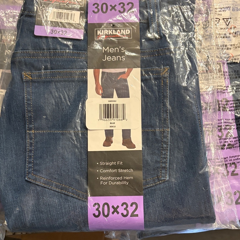 Kirkland Men's Blue Jeans NWT